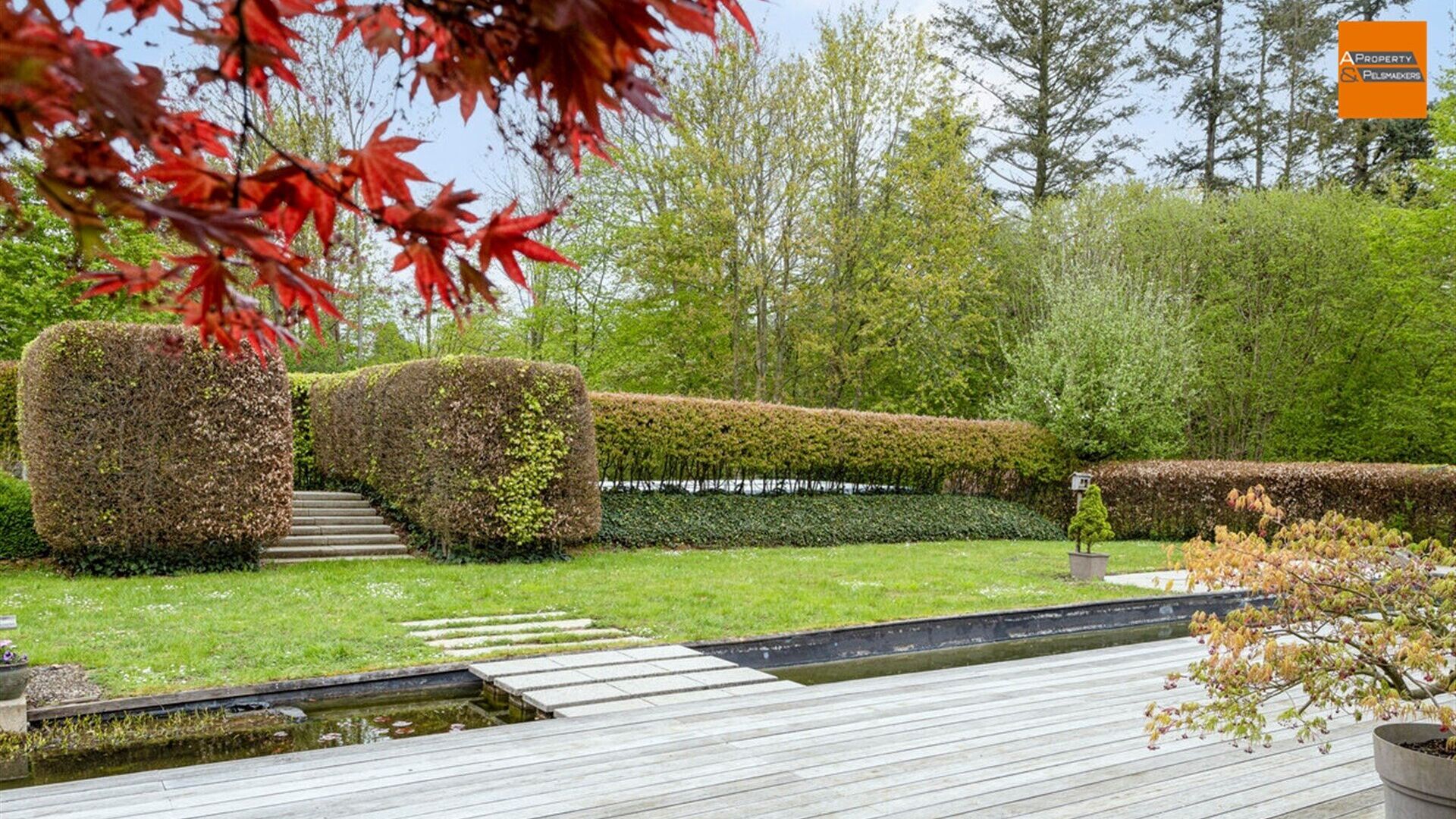 Commercieel gebouw te koop in WINKSELE