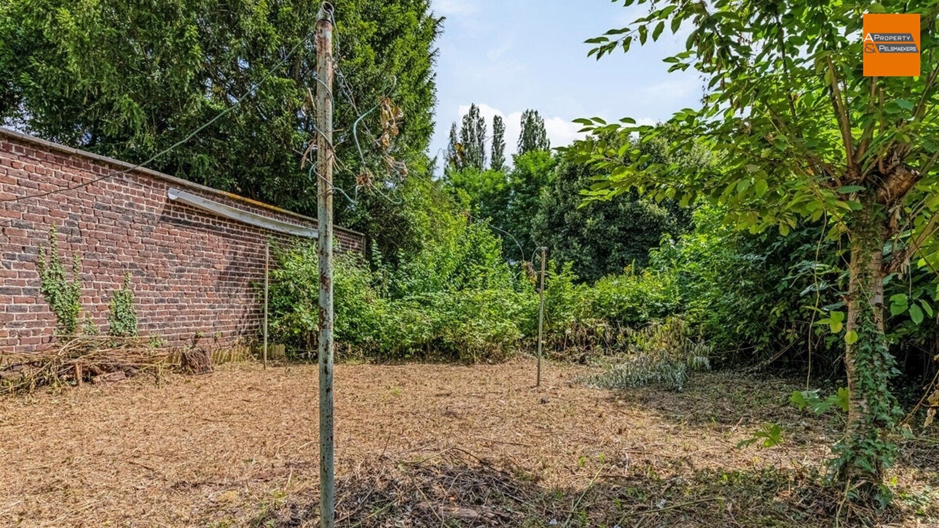 Opbrengsteigendom te koop in SINT-STEVENS-WOLUWE