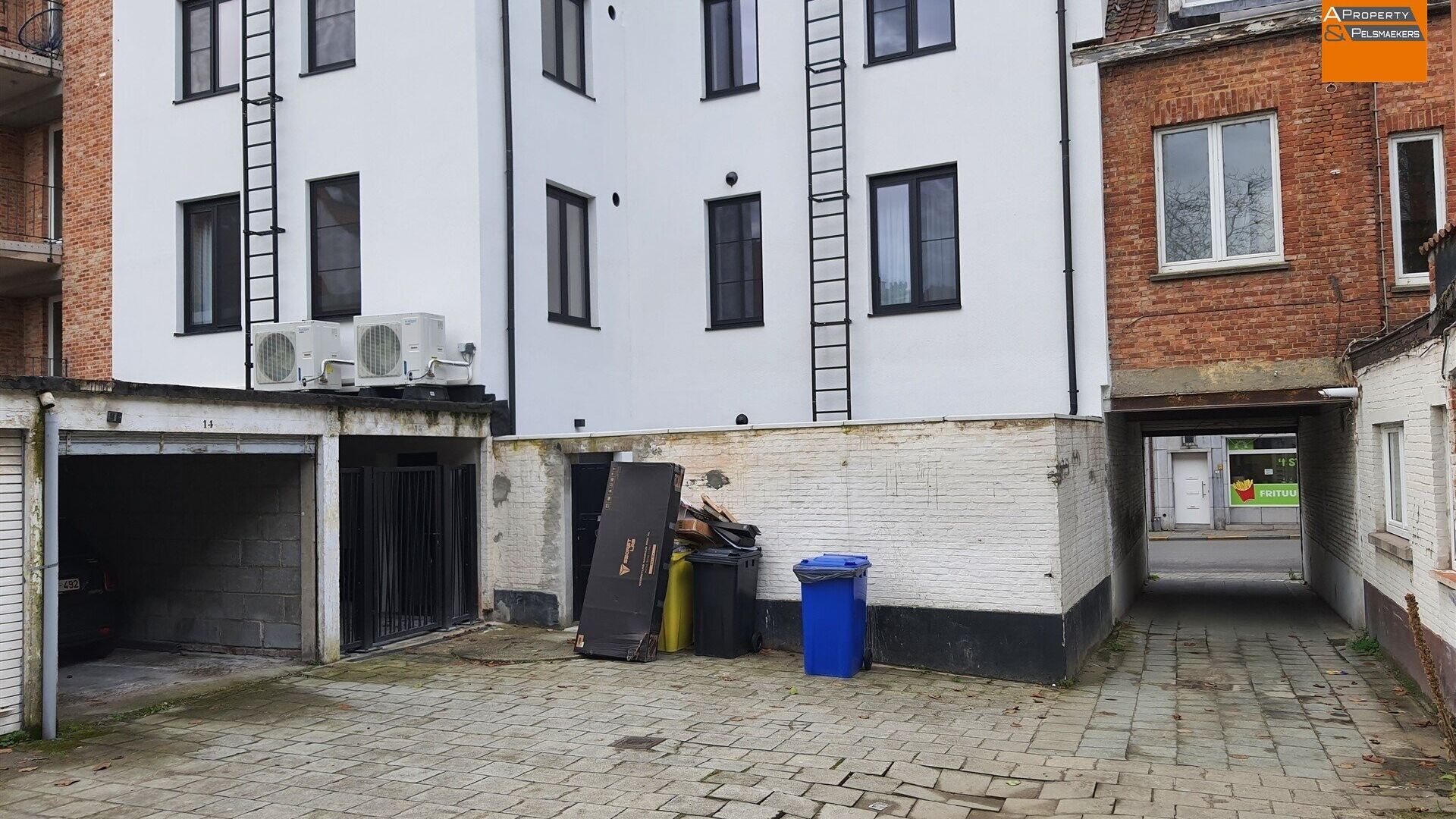 Parking - gesloten garagebox à vendre à LEUVEN