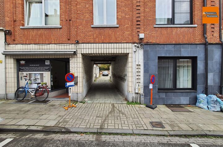 Parking - gesloten garagebox te huur in LEUVEN